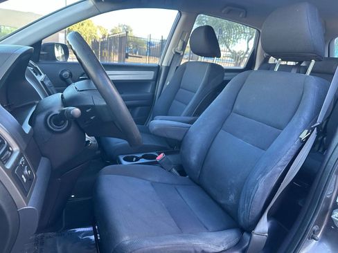 Used 2011 Honda CR-V LX image 8