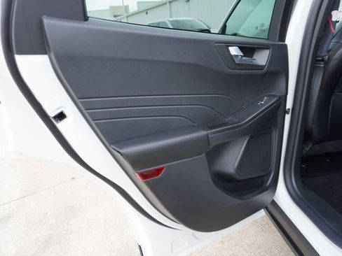 Certified 2025 Ford Escape ST-Line w/ Tech Pack #1 FWD image 17