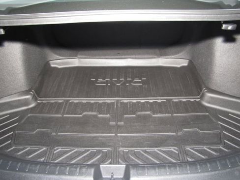 Certified 2025 Honda Civic Sport image 18