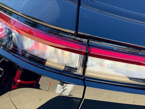 Used 2024 Jeep Grand Cherokee L Altitude image 14