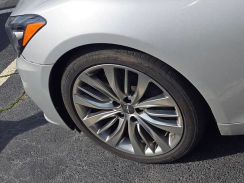 Used 2019 Genesis G80 5.0 Ultimate RWD image 32