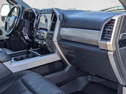 Used 2022 Ford F250 Lariat image 21