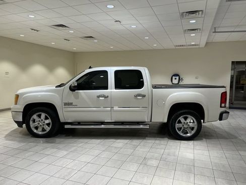 Used 2012 GMC Sierra 1500 SLE w/ Texas Edition RWD image 2