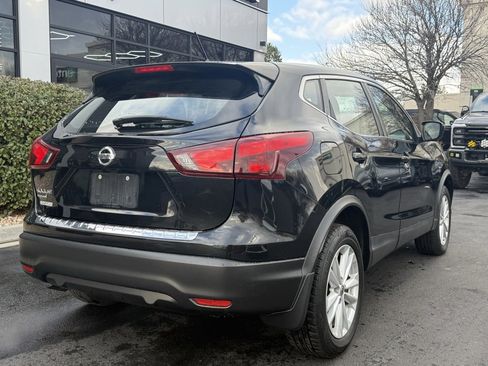 Used 2018 Nissan Rogue Sport S w/ S Appearance Package image 7