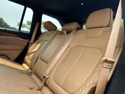 Used 2023 Jeep Grand Cherokee Summit image 20