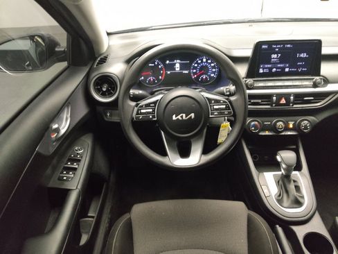 Used 2024 Kia Forte LXS FWD image 22
