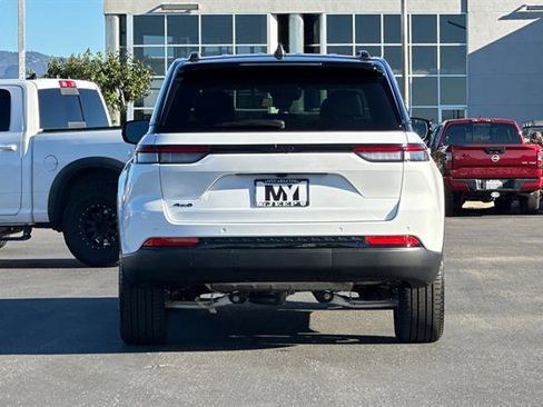 New 2025 Jeep Grand Cherokee Limited image 5