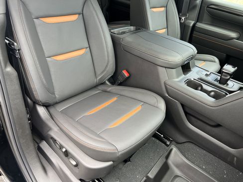 New 2026 GMC Sierra 1500 AT4 w/ Technology Package image 24