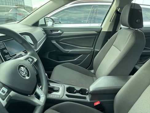 Used 2019 Volkswagen Jetta S w/ Driver Assistance Package image 5