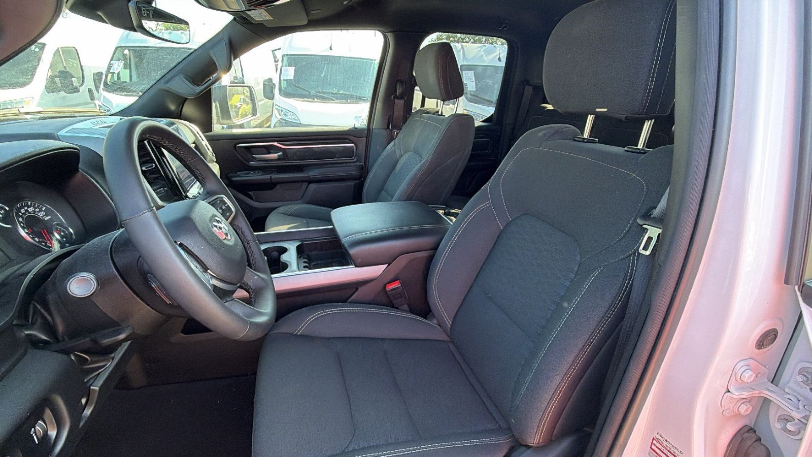Used 2025 RAM 1500 Big Horn AWD/4WD image 17