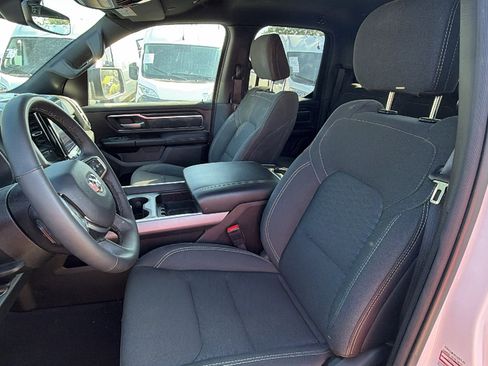 Used 2025 RAM 1500 Big Horn AWD/4WD image 17
