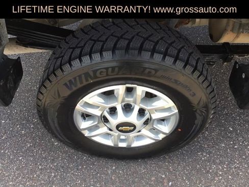 Used 2025 Chevrolet Silverado 2500 LT w/ Convenience Package AWD/4WD image 12