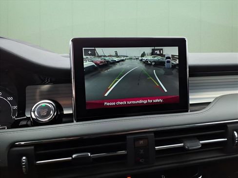 Used 2020 Lincoln Corsair AWD w/ Equipment Group 101A image 16