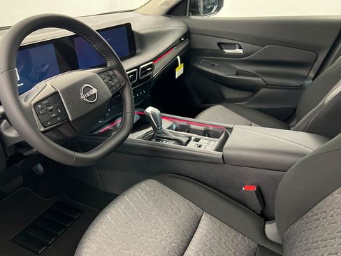 New 2026 Nissan Sentra SV FWD image 15