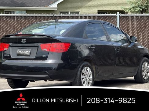 Used 2011 Kia Forte EX FWD image 4