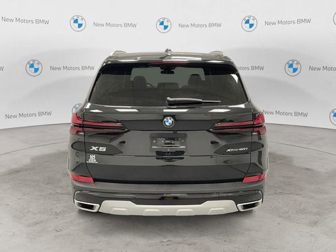 New 2026 BMW X5 xDrive40i w/ Premium Package image 3