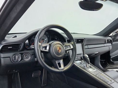 Used 2017 Porsche 911 Carrera S image 18