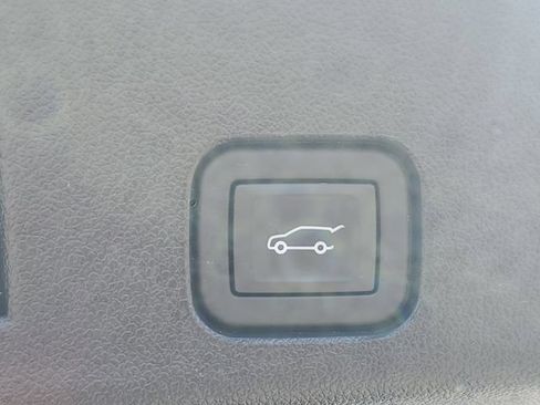 Used 2024 Chevrolet Traverse LS w/ Midnight/Sport Edition FWD image 31