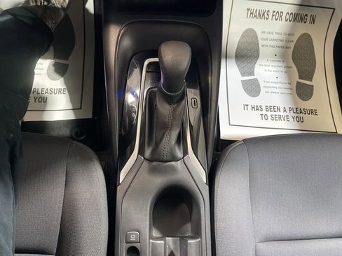 Used 2023 Toyota Corolla LE image 27