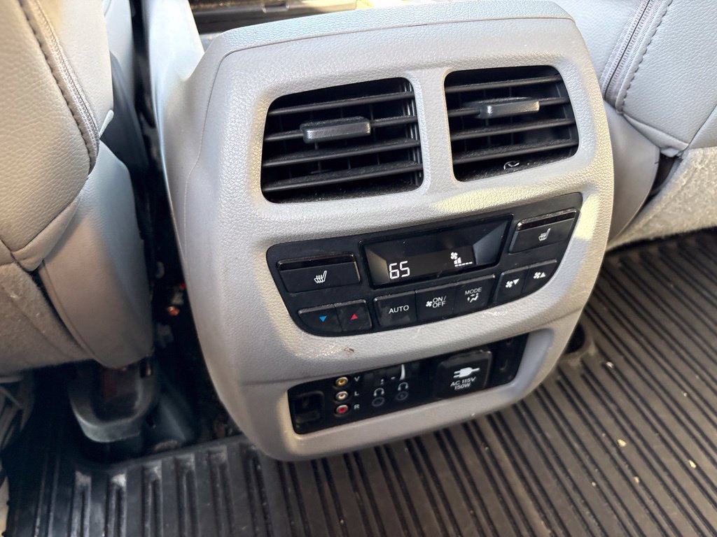 Used 2016 Honda Pilot Elite image 15