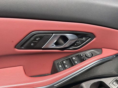 Certified 2025 BMW 330i Sedan RWD image 18