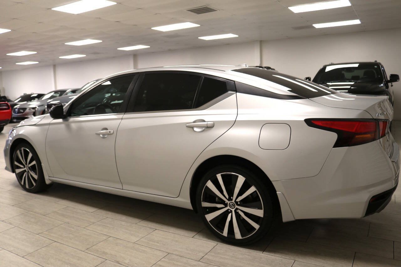 Used 2019 Nissan Altima 2.5 SR AWD/4WD image 12