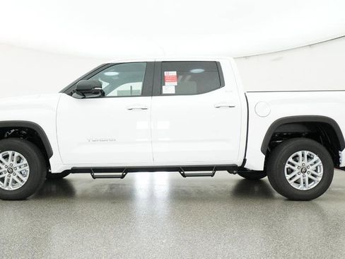 New 2026 Toyota Tundra SR5 AWD/4WD image 18