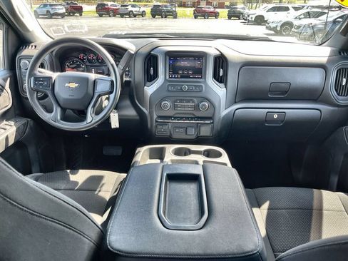 Used 2021 Chevrolet Silverado 2500 Custom w/ Custom Value Package AWD/4WD image 18