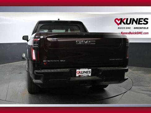 New 2025 GMC Sierra EV Denali AWD/4WD image 10