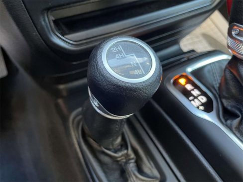 Used 2021 Jeep Wrangler Sport image 26