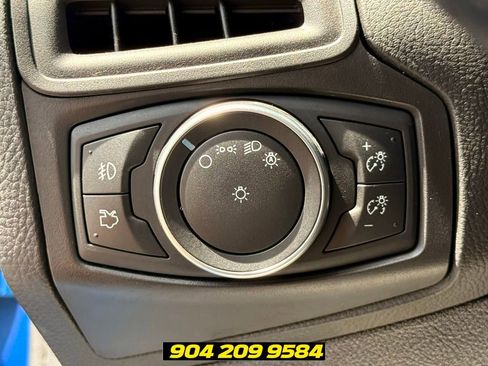 Used 2018 Ford Focus SEL FWD image 12