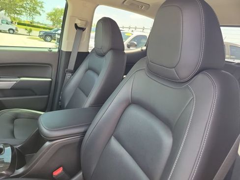 Used 2022 Chevrolet Colorado LT w/ Luxury Package RWD image 14