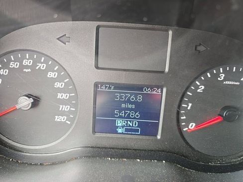 Used 2022 Mercedes-Benz Sprinter 2500 image 4