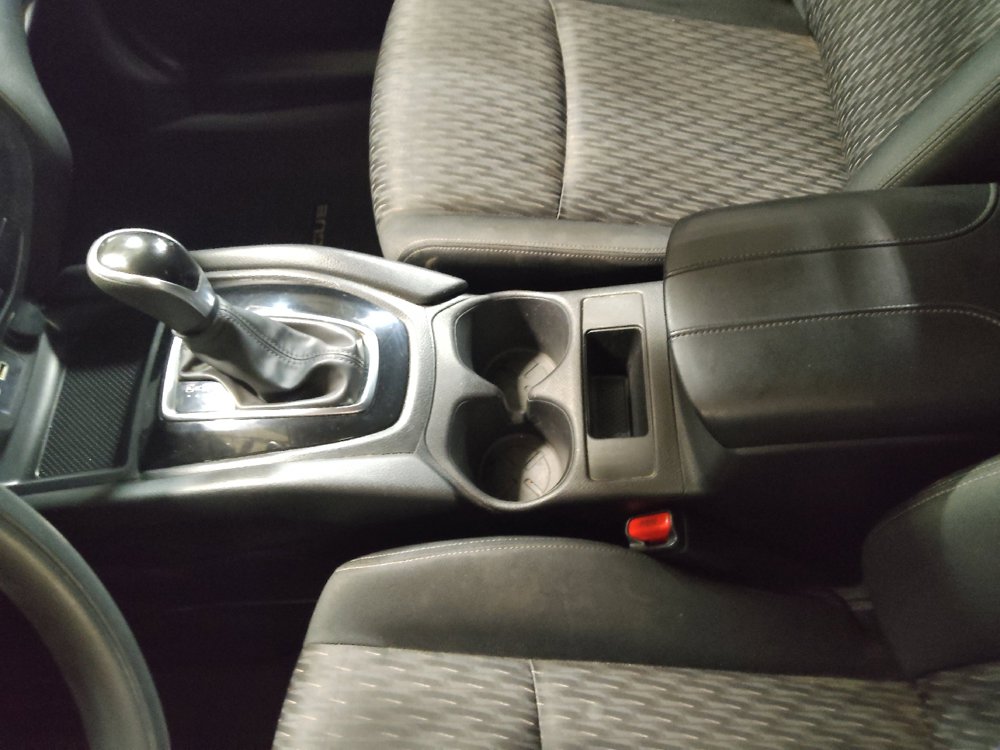 Used 2019 Nissan Rogue S FWD image 26