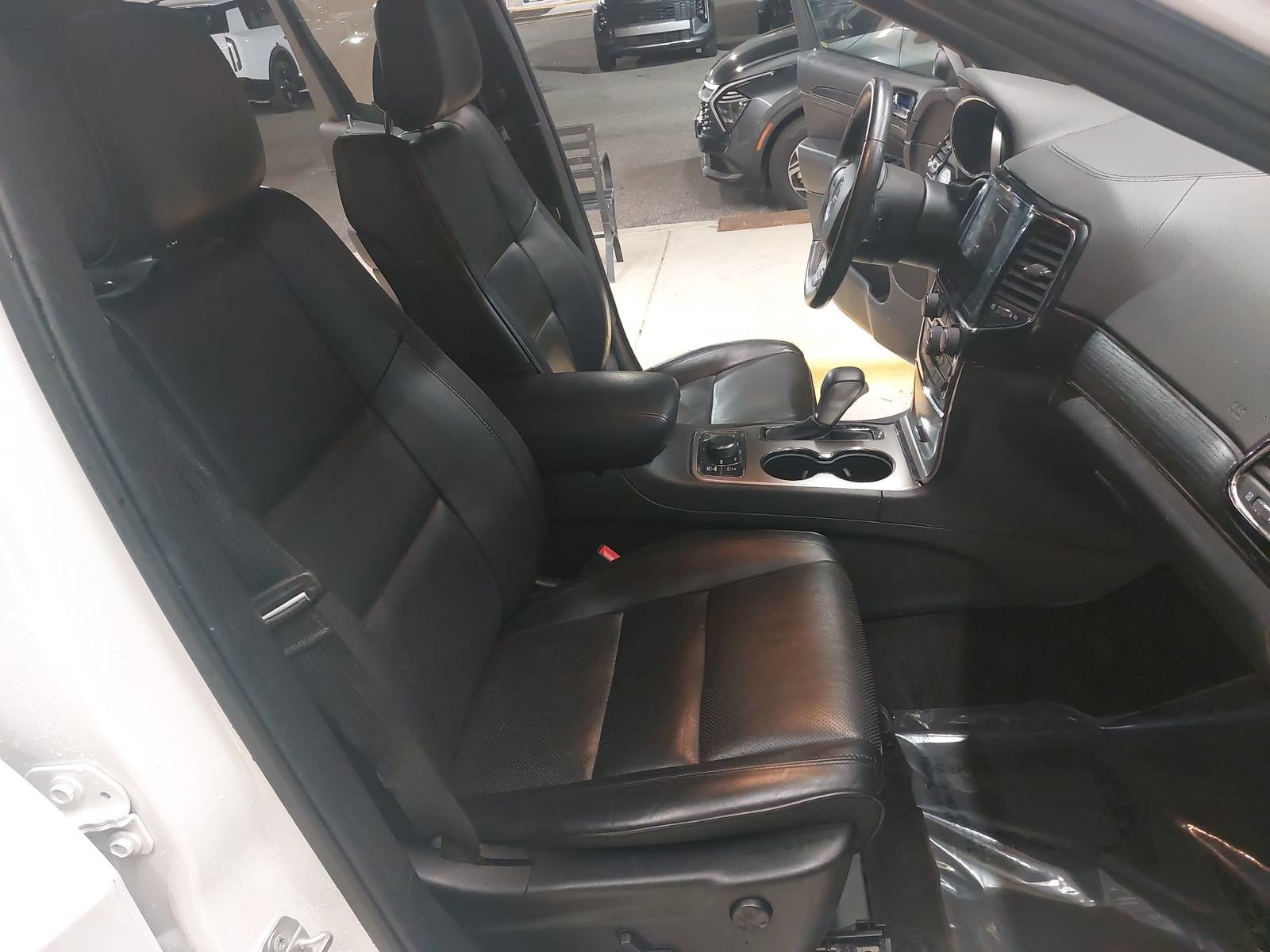 Used 2019 Jeep Grand Cherokee High Altitude AWD/4WD image 10