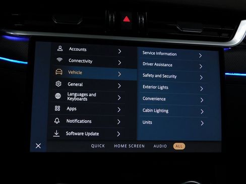 Used 2024 Jaguar F-PACE SVR image 68