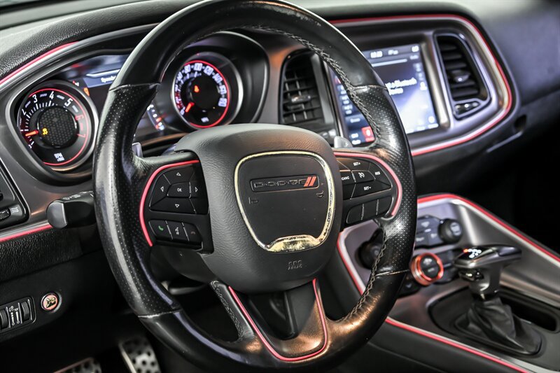 Used 2019 Dodge Challenger R/T Scat Pack RWD image 19