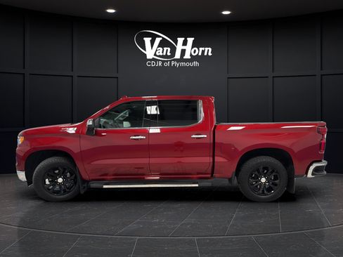 Used 2024 Chevrolet Silverado 1500 LTZ AWD/4WD image 4