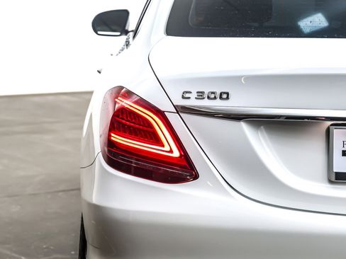 Used 2019 Mercedes-Benz C 300 Sedan image 14