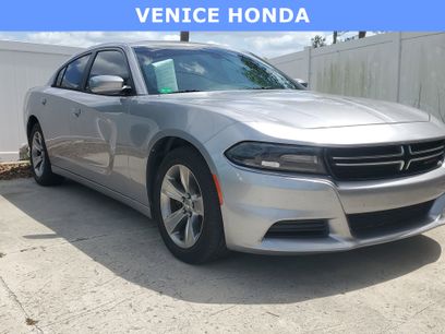 Used 2015 Dodge Charger SE w/ Sport Appearance Group