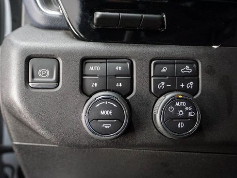 Used 2024 Chevrolet Silverado 2500 High Country w/ High Country Premium Package image 15