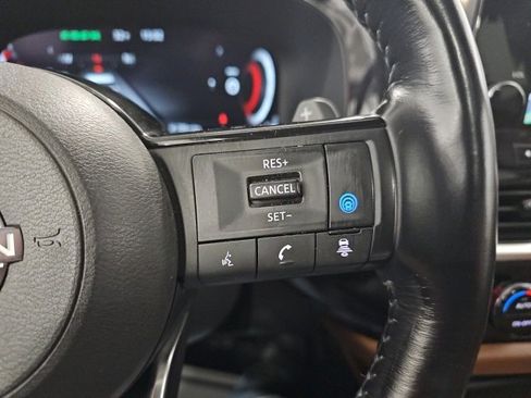 Certified 2023 Nissan Pathfinder Platinum w/ Cargo Package image 16