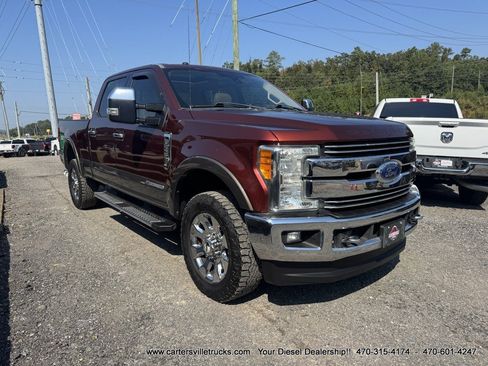 Used 2017 Ford F250 Lariat w/ Lariat Ultimate Package AWD/4WD image 5