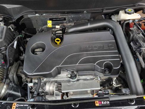 Used 2024 GMC Terrain SLE image 15