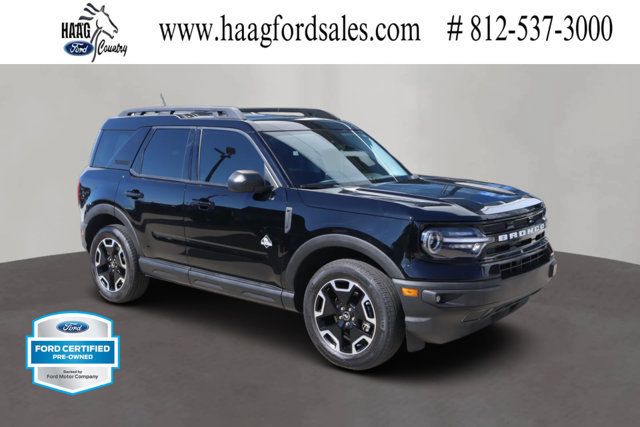 Certified 2023 Ford Bronco Sport Outer Banks w/ Tech Package AWD/4WD image 1