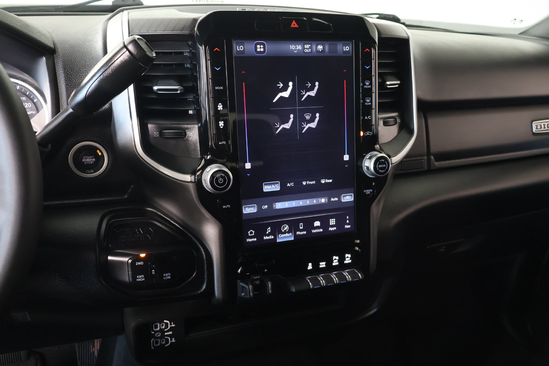 Used 2026 RAM 2500 Big Horn AWD/4WD image 5