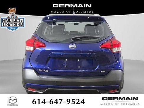 Used 2019 Nissan Kicks SR w/ SR Premium Package FWD image 10