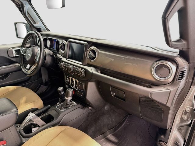 Used 2018 Jeep Wrangler Unlimited Sahara AWD/4WD image 25