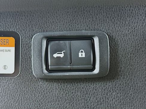 Used 2025 Mitsubishi Eclipse Cross SE AWD/4WD image 30