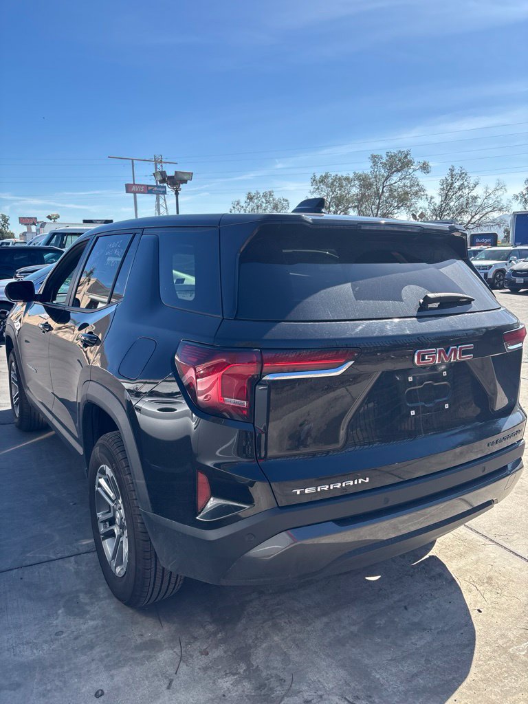 Used 2026 GMC Terrain Elevation FWD image 5